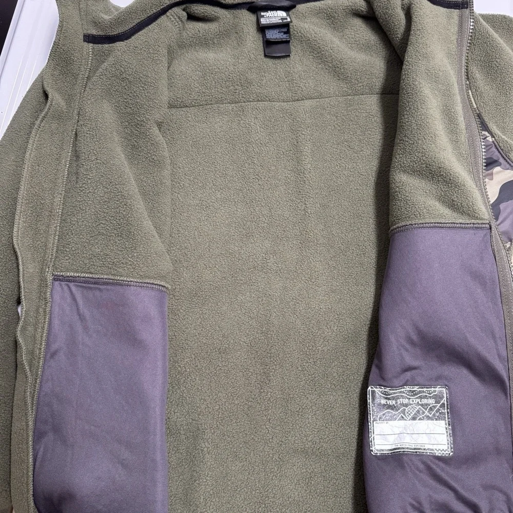 The North Face Boys Denali Fleece Jacket - Green Camo / Olive - Size Large 14/16